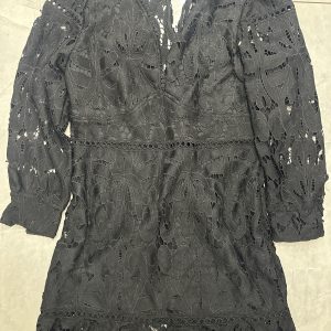 Plus Lace Ruffle Hem Shift Dress